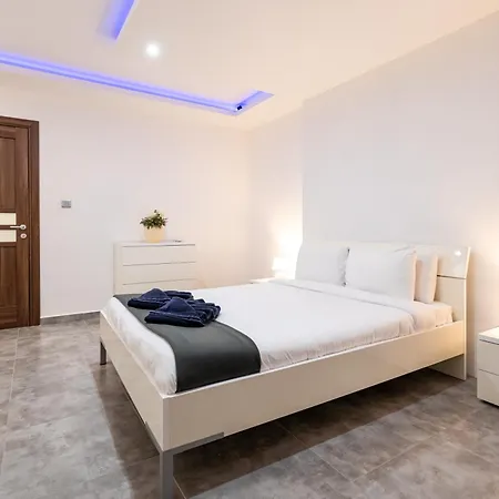 Modern2bed With Balcony In St Pauls Bay 아파트 세인트폴스베이